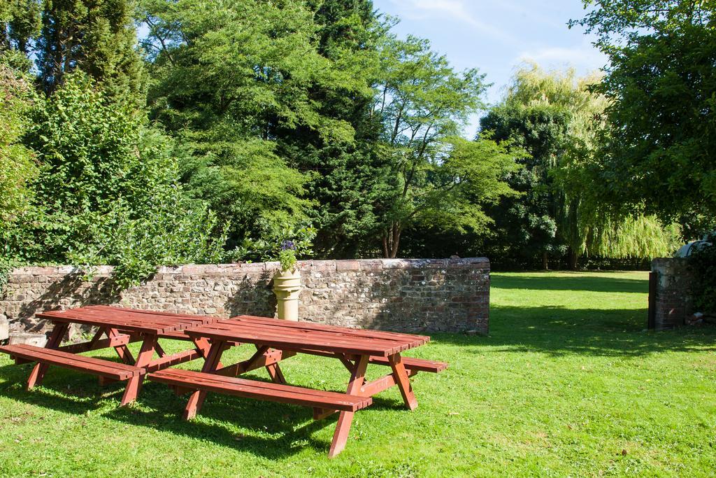 Bath Arms Crockerton Otel Warminster Dış mekan fotoğraf